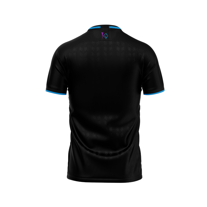 Back view of The Black Star Iraq Football Jersey, showcasing a detailed Ishtar star pattern over the black fabric, blue highlights on the collar and sleeves, and a small Iraq Footy emblem beneath the neckline.
